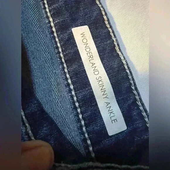 VINTAGE AMERICA Women’s wonderland skinny ankle jeans - Picture 3 of 9